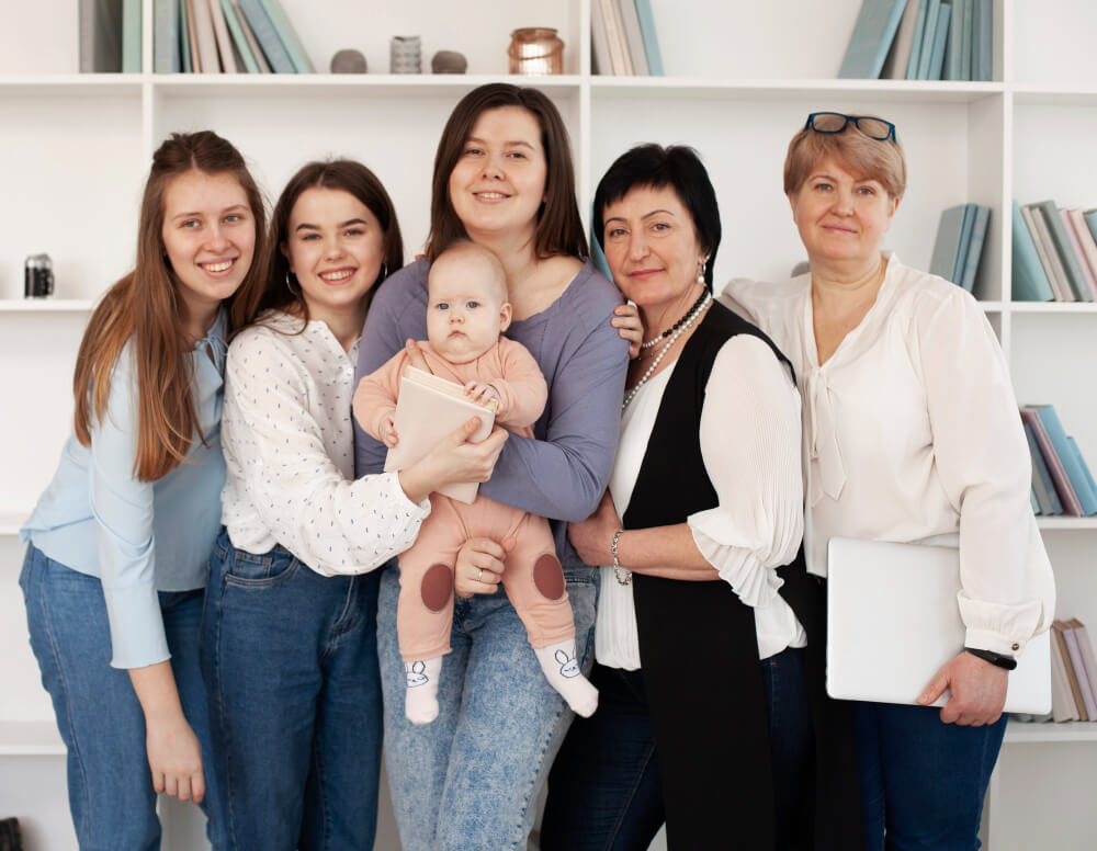 Hormones and Hair Loss: Hormonal Changes (Pregnancy, Menopause, Thyroid)